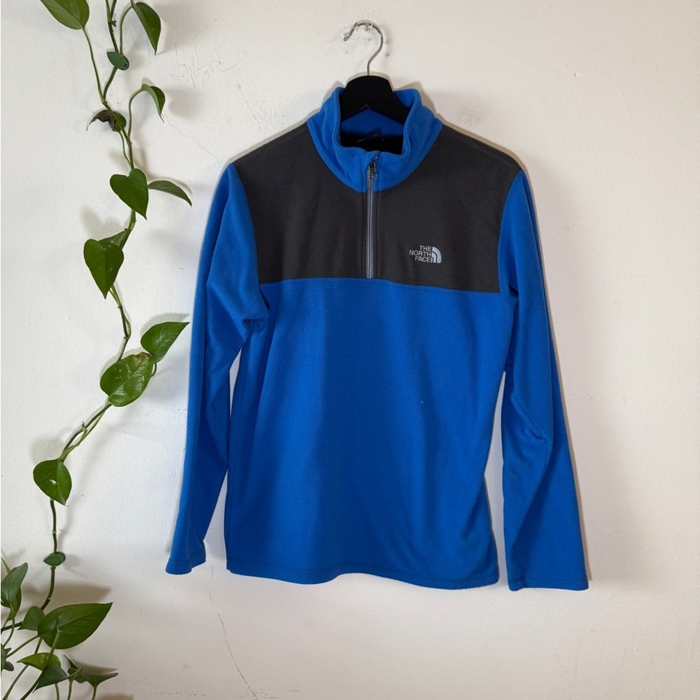 The North Face Boys Blue and Black Pull Over Quarter Zip Fleece - XL